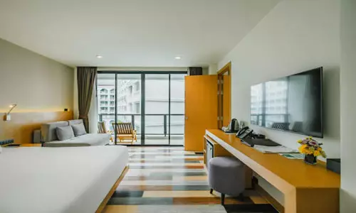 هتل د لونار پاتونگ پوکت